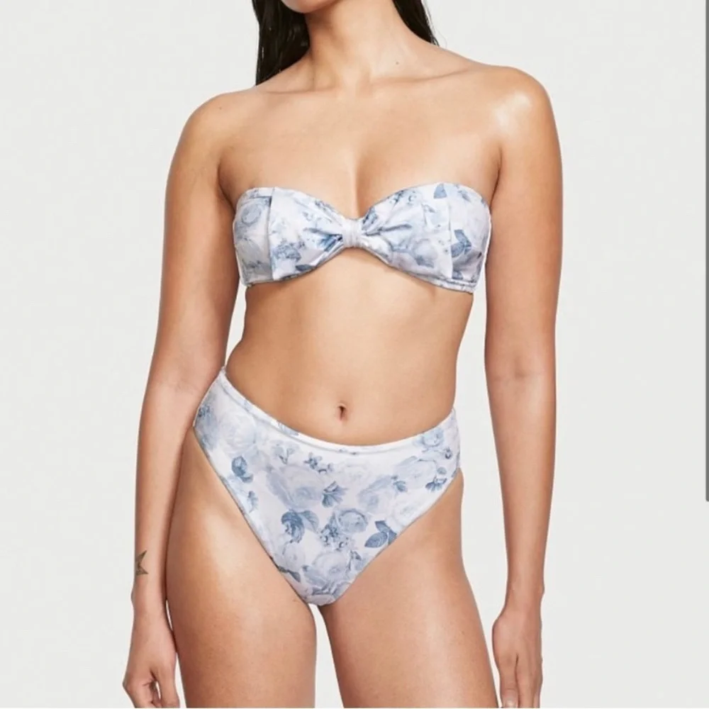 Victoria’s Secret Blue Floral Bow Bikini NWT - M